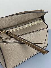 Loewe Puzzle Bag In Calfskin Sand – 18x12.5x8 cm - 2