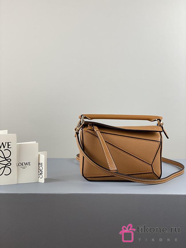 Loewe Puzzle Bag In Calfskin Light Caramel – 18x12.5x8 cm - 1