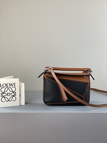 Loewe Mini Puzzle Bag In Calfskin Black/Brown – 18x12.5x8cm