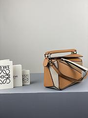 Loewe Mini Puzzle Bag In Calfskin Caramel/Sand/White – 18x12.5x8cm - 2