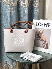 Loewe Anagram Tote Print Classic Pattern Chalk White – 29x14x25 cm - 1