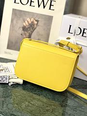 Loewe Goya Medium bag in silk calfskin Yellow – 23x15x6.5 cm - 5