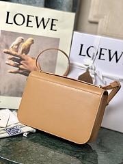 Loewe Goya Medium bag in silk calfskin Warm Desert – 23x15x6.5 cm - 6