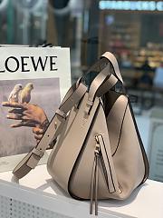 Loewe Hammock Tote Bag In Calfskin Sand – 29x14x26 cm - 3