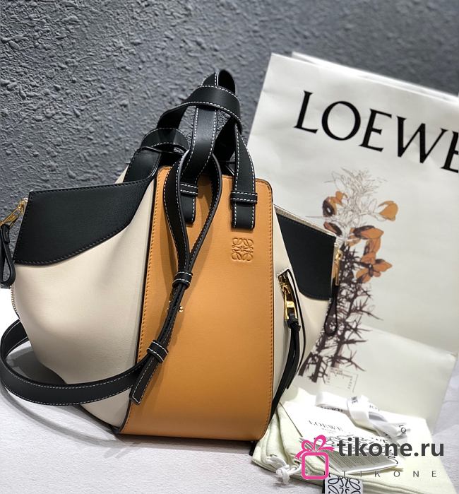 Loewe Hammock Tote Bag In Calfskin Yellow White Black – 29x14x26 cm - 1