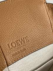 Loewe Hammock Mini Tote Bag In Calfskin Tan – 19.5x17x11 cm - 2