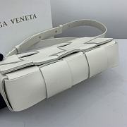 Bottega Veneta Cassette Woven Handbag White – 23x15x6 cm - 5