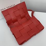 Bottega Veneta Cassette Woven Handbag Red – 23x15x6 cm - 4