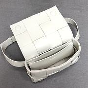 Bottega Veneta Belt Cassette Lambskin White – 44049 - 17.5x9.5x5 cm - 5