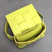 Bottega Veneta Belt Cassette Lambskin Neon – 44049 - 17.5x9.5x5 cm - 6