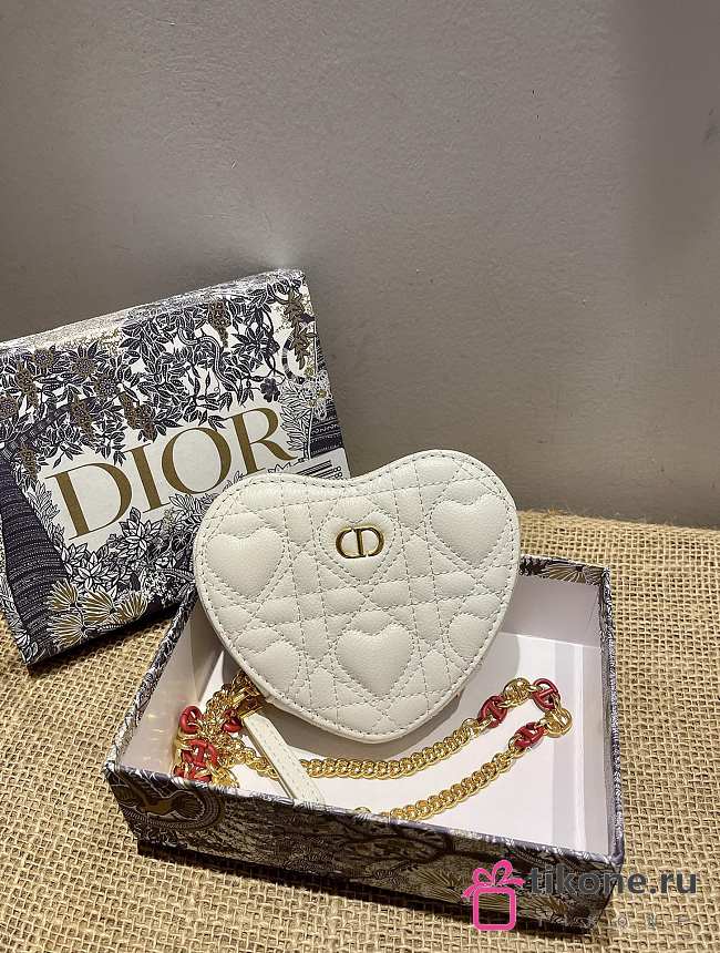 Dior Amour Dior Caro Heart Chain Bag White – 5097 – 11 x 10 x 1.5 cm - 1