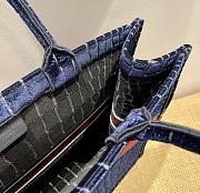 Dior Book Tote Blue Crocodile-Effect Embroidered Velvet – M1286 – 41 cm - 3