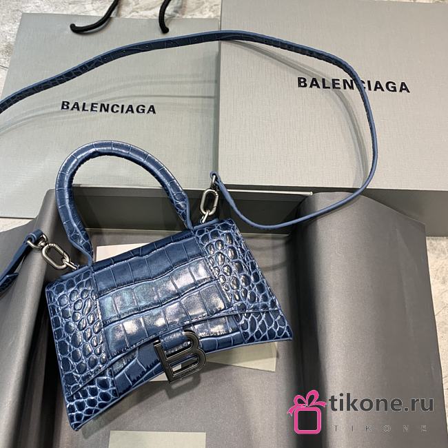 crocodile balenciaga