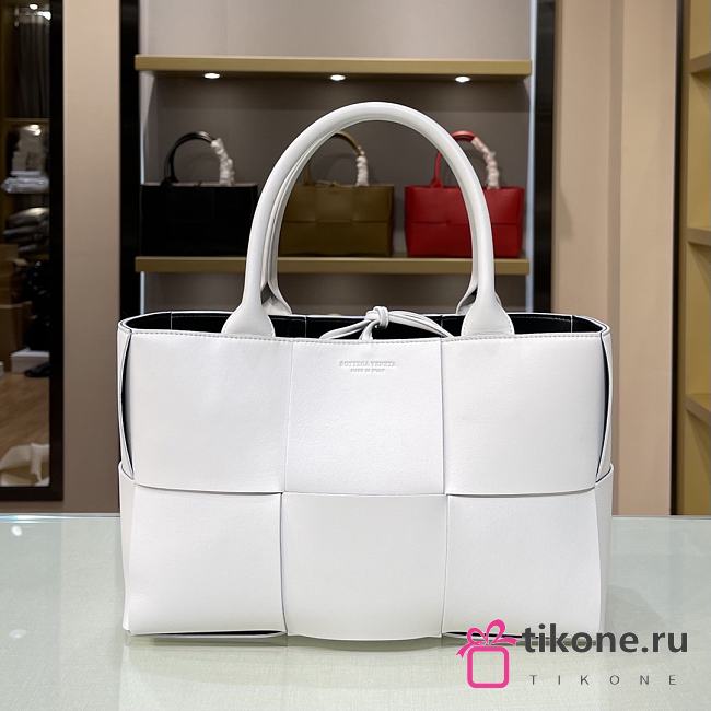 Bottega Veneta Calfskin SLIP Tote Handbag White – 44052 – 36x24x12cm - 1