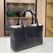 Bottega Veneta Calfskin SLIP Tote Handbag Black – 44052 – 36x24x12cm - 3