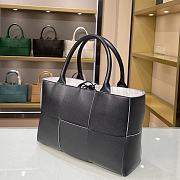 Bottega Veneta Calfskin SLIP Tote Handbag Black – 44052 – 36x24x12cm - 4