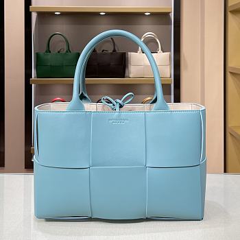 Bottega Veneta Calfskin SLIP Tote Handbag Blue – 44052 – 36x24x12cm