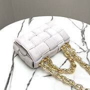 Bottega Veneta Chain Cassette White – 44048 – 26x18x8cm - 2