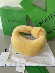 Bottega Veneta Mini Jodie Teddy - 680697 – 27x23x8 cm - 1