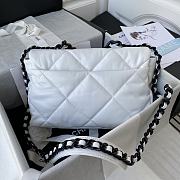 Chanel Flap Bag Goatskin Quilted White – 30x26cm - 4