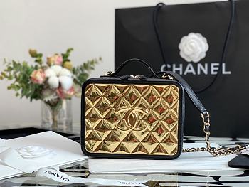 Chanel 21K Vanity Case Gold-Black – 14.5x18.5x7.5 cm