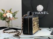 Chanel 21K Vanity Case Gold-Black – 14.5x18.5x7.5 cm - 5