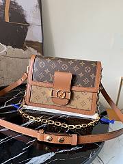 LOUIS VUITTON METIS  MM M44391  - 1