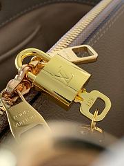 LIOUS VUITTON Monogram Empreinte MM M41048  - 5