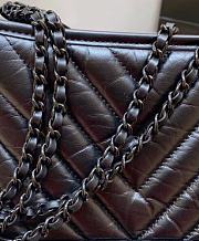 Chanel Chevron Hobo Bag Calfskin Black - 20x15x8cm - 6