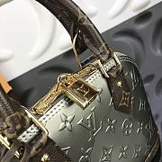 Louis Vuitton Alma BB Monogram Vernis M90584 - 4