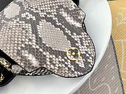 Louis Vuitton Capucines N48865 MM - 4