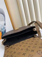 Louis Vuitton POCHETTE METIS  M41465  - 5