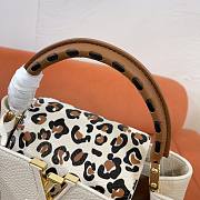 Louis Vuitton Capucines MM Handbags M58575 - 5