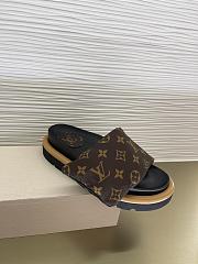 LV POOL PILLOW COMFORT MULE 1A98GU - 4