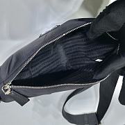 Prada Triangle leather triangle bag 1BH190 - 4