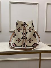 Louis Vuitton NeoNoe Bucket Bag Other Monogram White – M45821  - 1