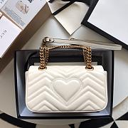 Gucci White Marmont Shoulder Bag 22cm  - 3