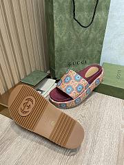 Gucci Slides - 2