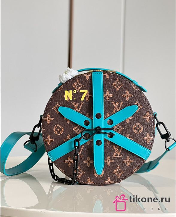 Louis Vuitton Wheel Box M59327 - 1