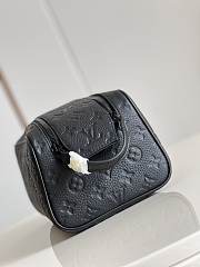 LV Dopp Kit Taurillon Monogram M59478 - 28x15x16.5cm - 5