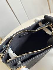 Louis Vuitton Surene BB M43750 24CM 02 - 4