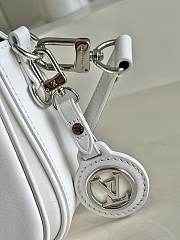 Louis Vuitton Swing Poch handbag M20393 White - 4