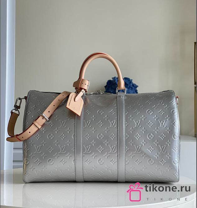 Louis Vuitton Keepall 45 Silver Patent Leather Travel Bag - M40569 – 45x27x20cm - 1