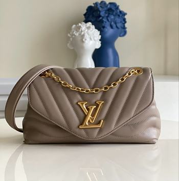 Louis Vuitton Wave V-shaped Quilted Chain Bag Beige M58552