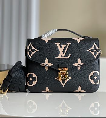 Louis Vuitton Pochette Metis - 25×19×7cm