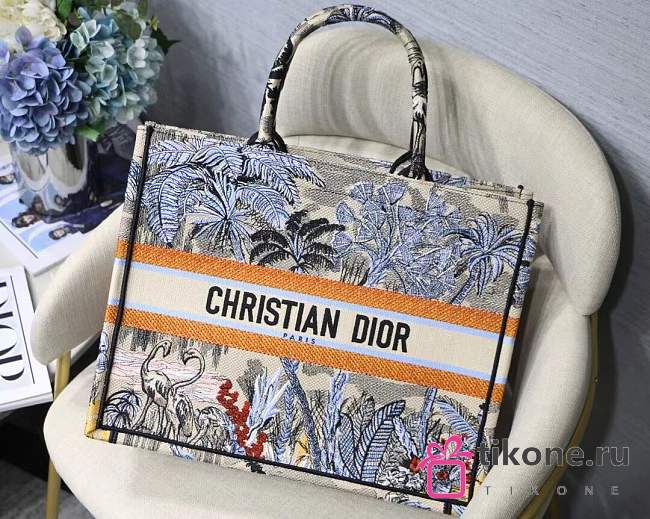 DIOR TOTE 40.5CM - 1