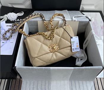 Chanel 19 Flap Bag Beige 26cm 