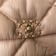 Chanel 19 Large Bag Light Beige Lambskin 26cm - 3