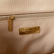 Chanel 19 Large Bag Light Beige Lambskin 26cm - 2