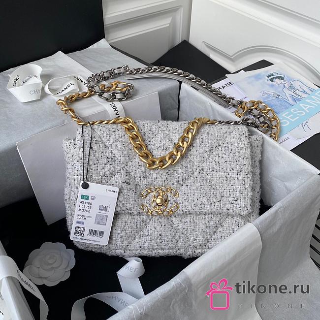 Chanel 19 White Tweed Quilted Flap Bag 26cm - 1